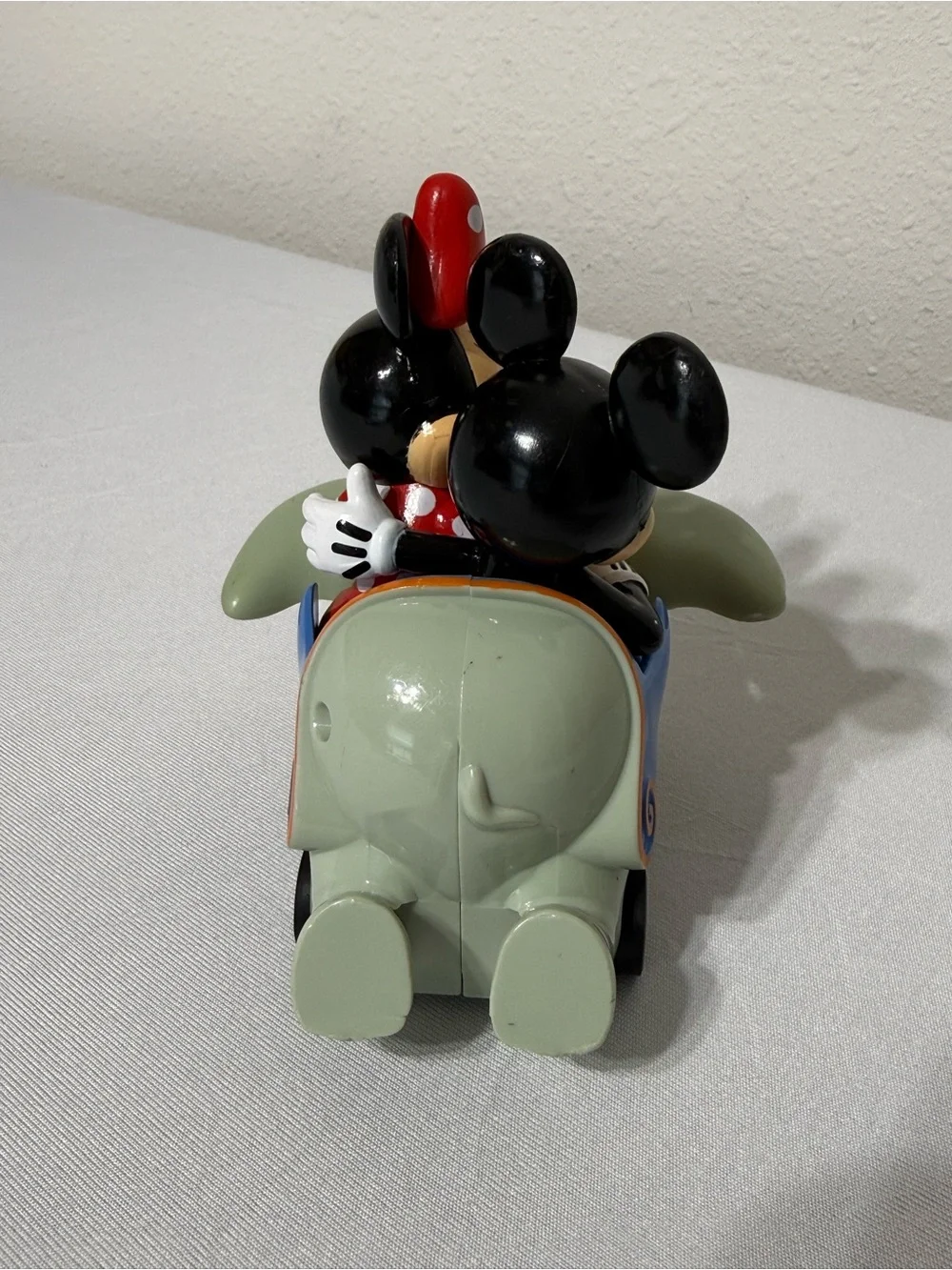 Disney Parks Mickey Minnie Dumbo Ride Pull Back Toy Vehicle Working